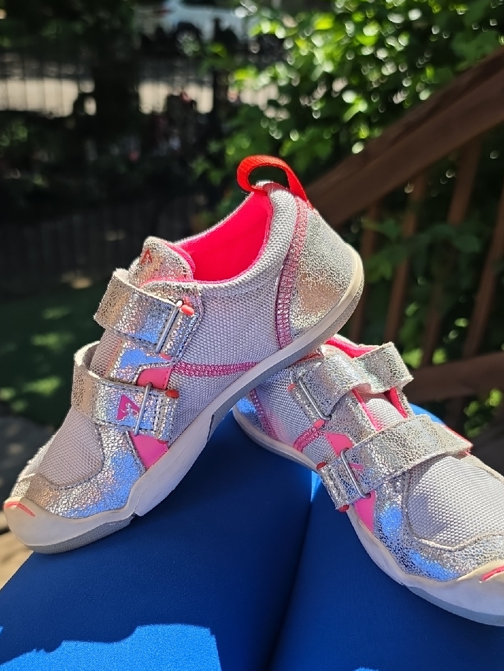 PLAE Silver Glitter & Pink Kids Velcro Sneakers. Super Cute Size 13